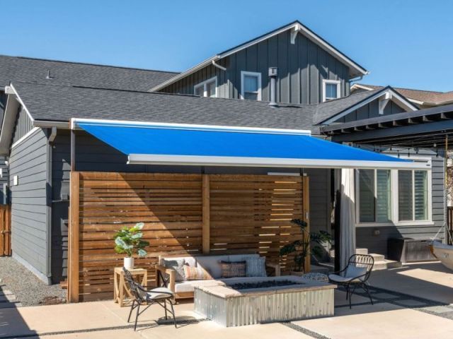 sol-lux-motorized-awning