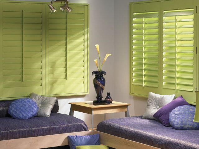 faux-wood-shutters-feat